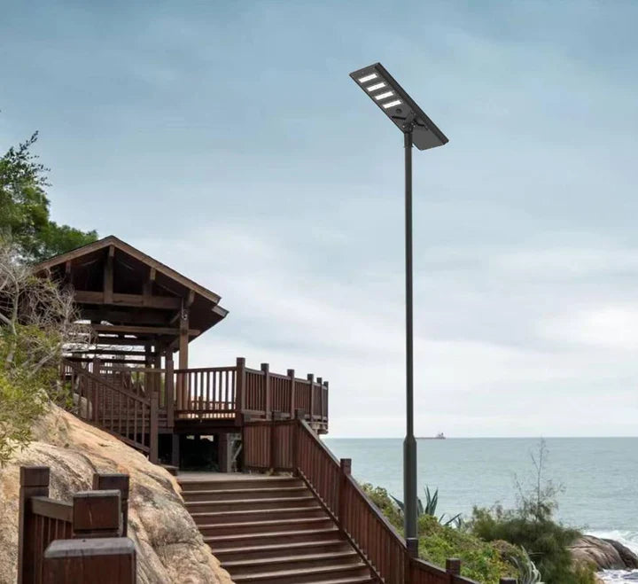 8500W Commercial Solar Power LED Parking Lot / Street/ Arena Light 160000 Lumen - (Black)
