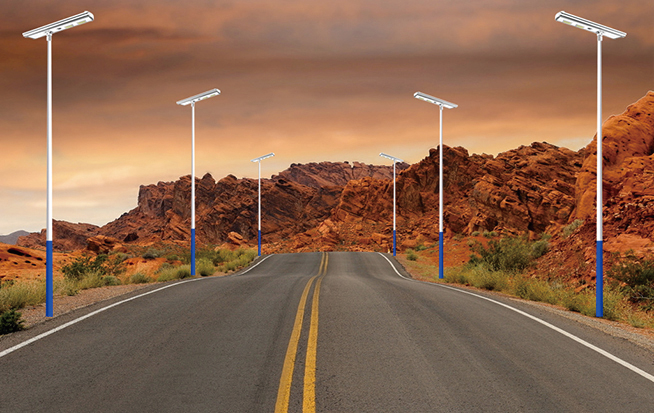 2400w Self Cleaning Solar Street Light Diecast Aluminum