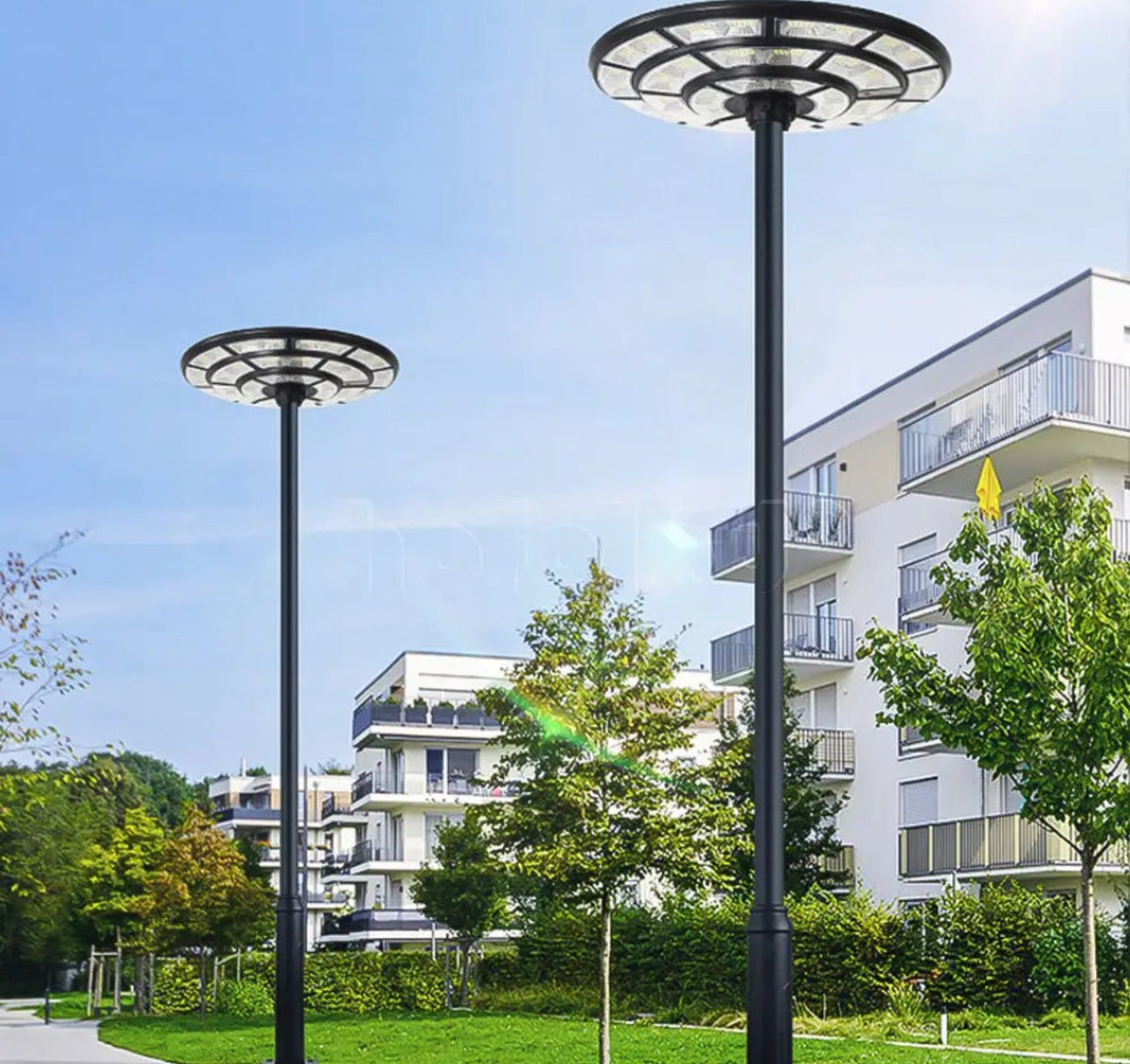 4500W Solar Outdoor Light Round 360° Wide Angle UFO Garden Pole And Wall Street Lights with Remote - Outdoor Solar Outlet