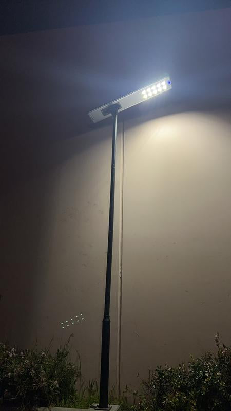 10,000W Commercial Solar street light All In One 6500K-Self Cleaning