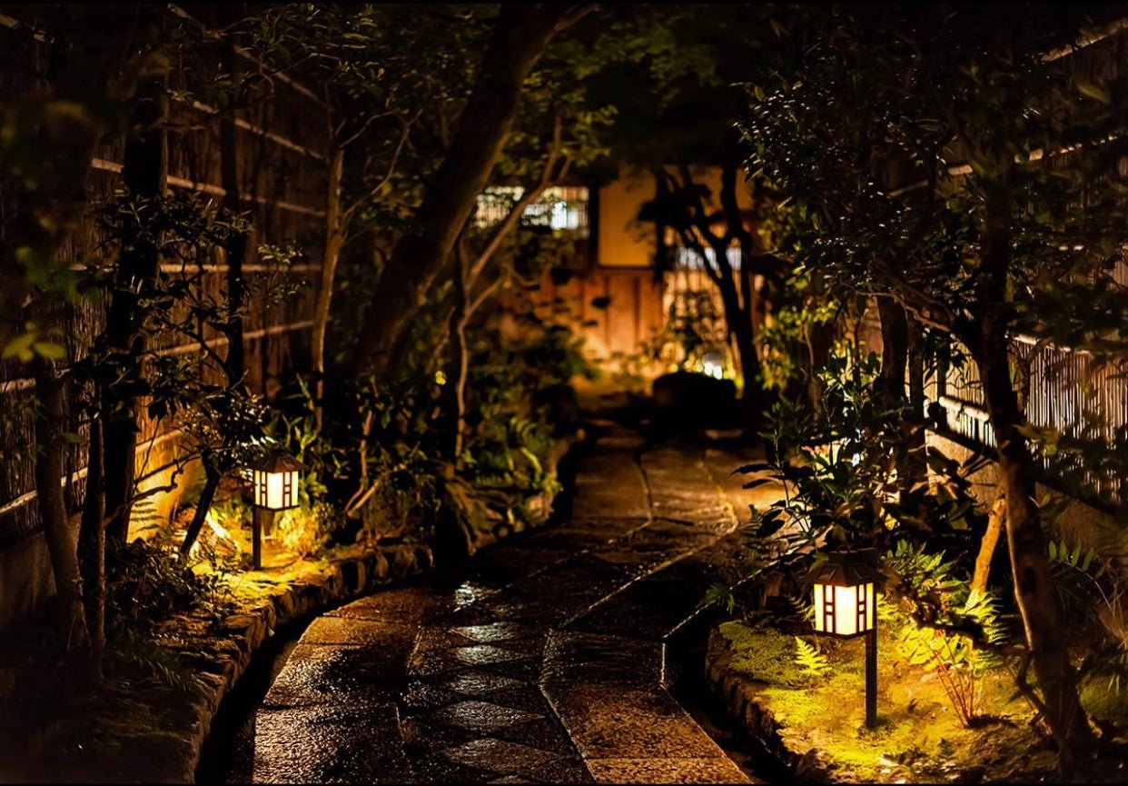 SmartYard Solar Powered Pathway Shepherd Hook Lights Asian Style (4 Pack) - Outdoor Solar Outlet